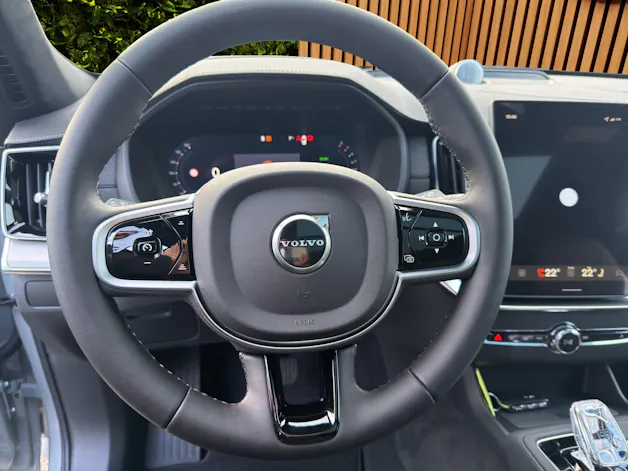 VOLVO XC90 2.0 T8 TE Black Edition eAWD