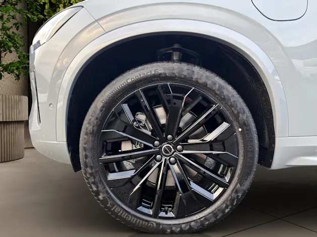 VOLVO XC90 2.0 T8 TE Black Edition eAWD