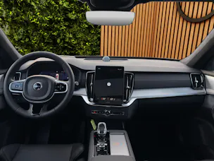 VOLVO XC90 2.0 T8 TE Black Edition eAWD