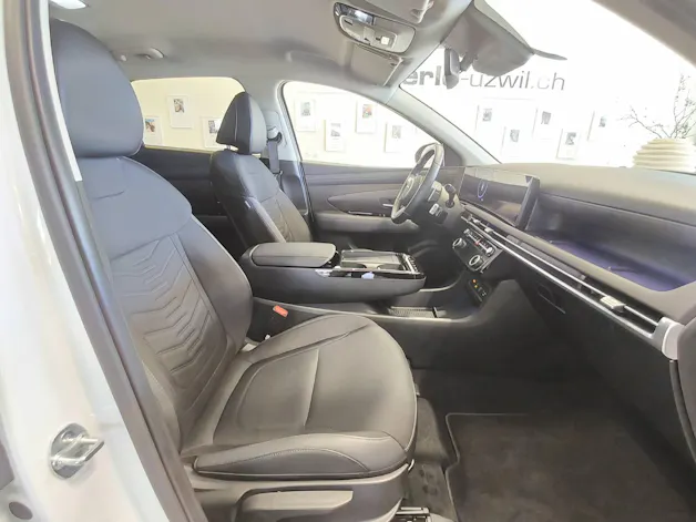 HYUNDAI Tucson 1.6 T-GDi PHEV Amplia 4WD