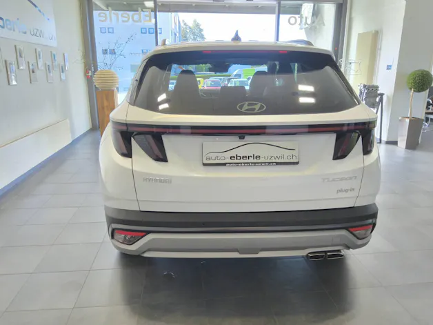 HYUNDAI Tucson 1.6 T-GDi PHEV Amplia 4WD