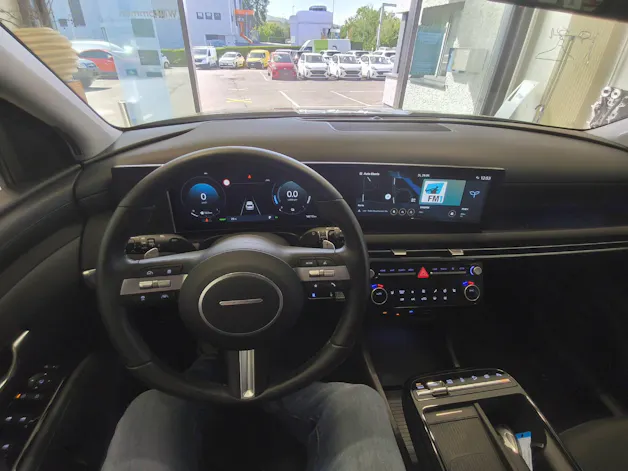 HYUNDAI Tucson 1.6 T-GDi PHEV Amplia 4WD