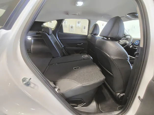 HYUNDAI Tucson 1.6 T-GDi PHEV Amplia 4WD