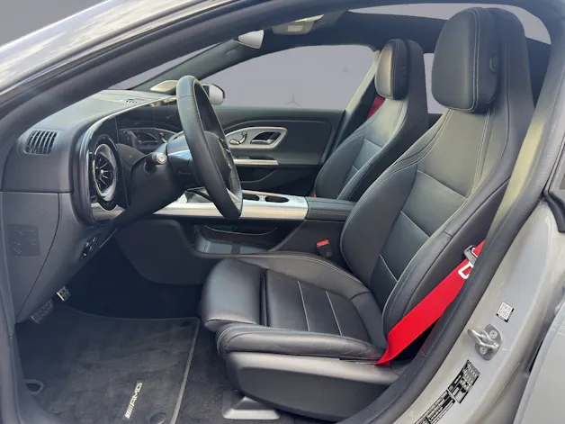 MERCEDES-BENZ CLA 350 AMG Line 4matic