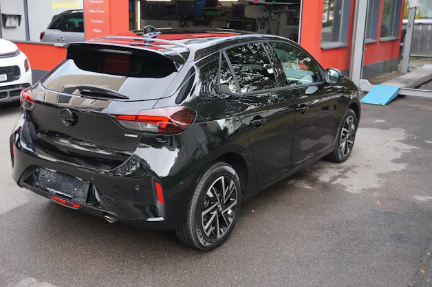 OPEL Corsa 1.2 T Hybrid GS Celebration Edition