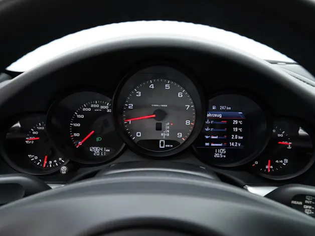 PORSCHE 911 Carrera S