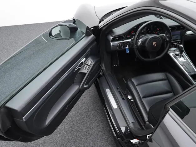PORSCHE 911 Carrera S