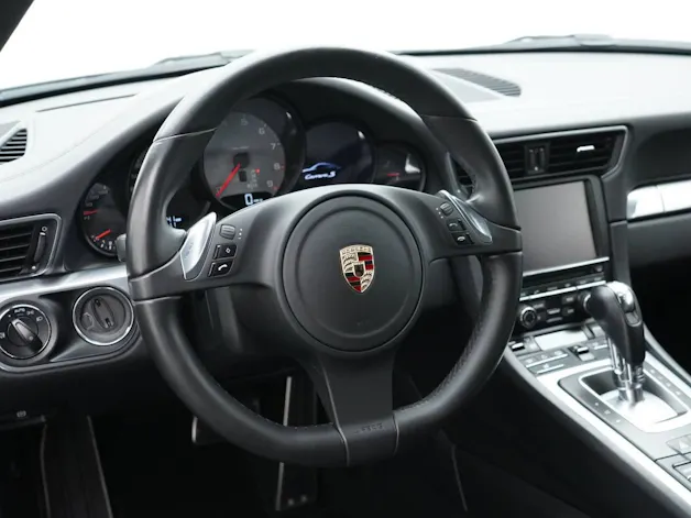 PORSCHE 911 Carrera S