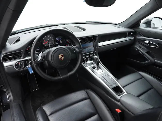 PORSCHE 911 Carrera S