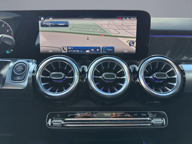 MERCEDES-BENZ GLB-Klasse X247 GLB 220 AMG Line 4matic