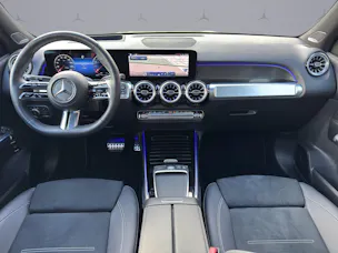 MERCEDES-BENZ GLB-Klasse X247 GLB 220 AMG Line 4matic