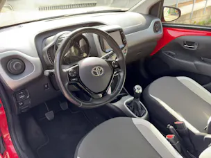 Toyota Aygo 1.0 VVT-i x-play