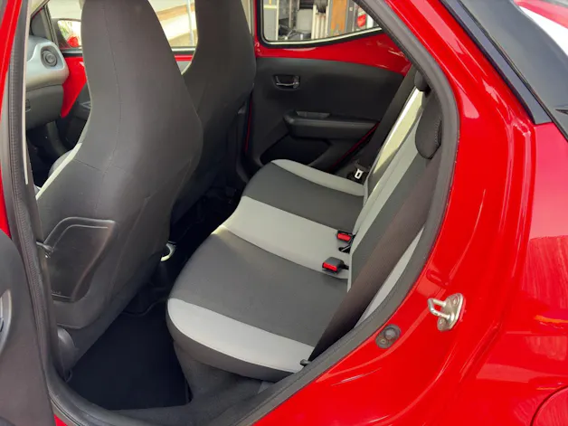Toyota Aygo 1.0 VVT-i x-play
