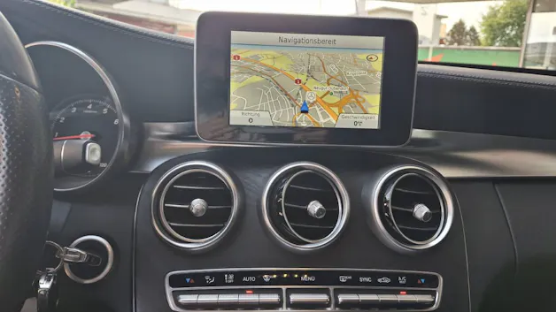 MERCEDES-BENZ C 400 AMG Line 4matic Kombi