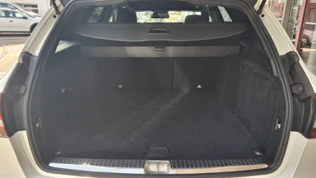MERCEDES-BENZ C 400 AMG Line 4matic Kombi