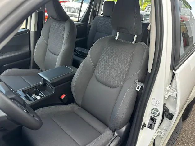 Toyota Hilux Double Cab.-Pick-up 59KWh Comfort