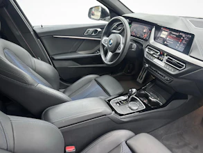 https://vehicle.imgix.net/4496314/7781493e-13b0-4473-a385-e91891c1a402.jpg
