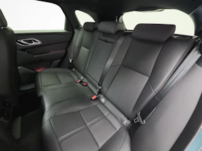 https://vehicle.imgix.net/4496401/251d9f41-3ab3-4a49-bfcb-8fc5468dbea0.jpg