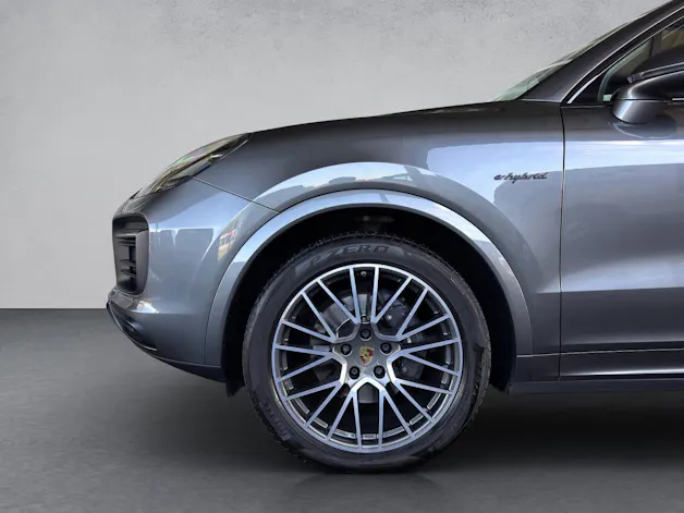 PORSCHE Cayenne E-Hybrid