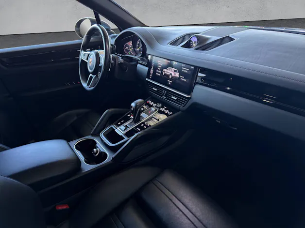 PORSCHE Cayenne E-Hybrid