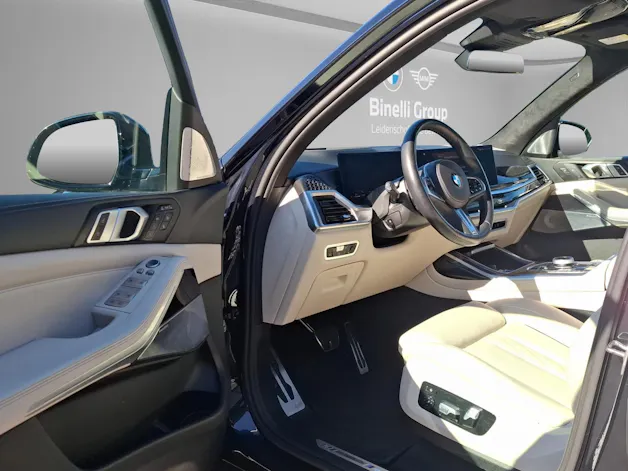 BMW X7 G07 40i xDrive SAG