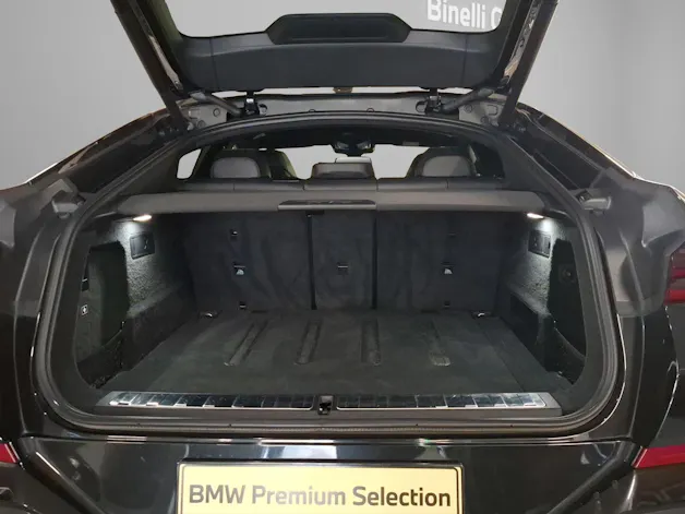BMW X6 G06 M60i
