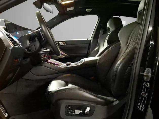 BMW X6 G06 M60i
