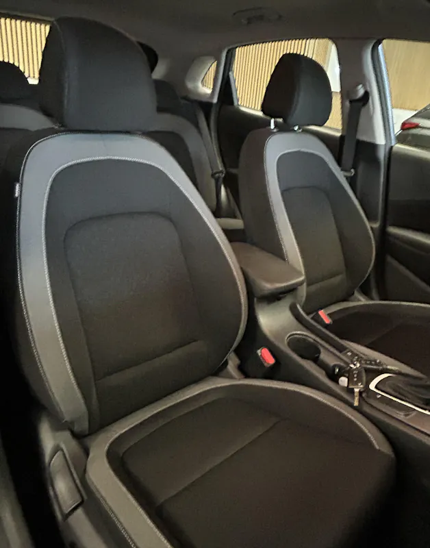 HYUNDAI Kona 1.6 GDi Hybrid Amplia