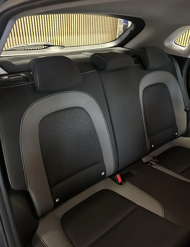 HYUNDAI Kona 1.6 GDi Hybrid Amplia