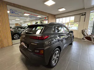 HYUNDAI Kona 1.6 GDi Hybrid Amplia