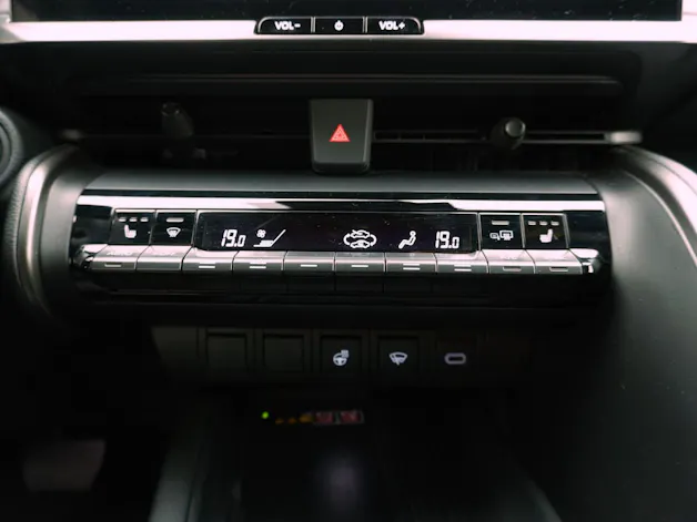 Toyota C-HR 2.0 PHEV Swiss Edition