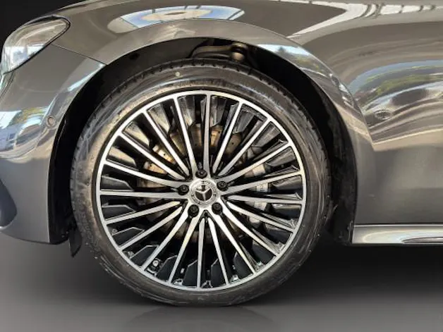 MERCEDES-BENZ E 200 T 9G-Tronic 4Matic