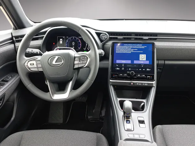 Lexus LBX FWD Impression CVT