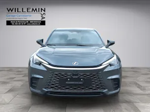 Lexus LBX FWD Impression CVT