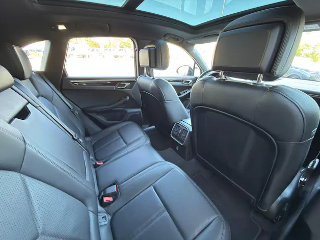PORSCHE Macan S