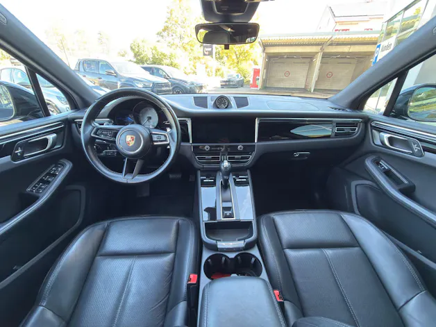 PORSCHE Macan S