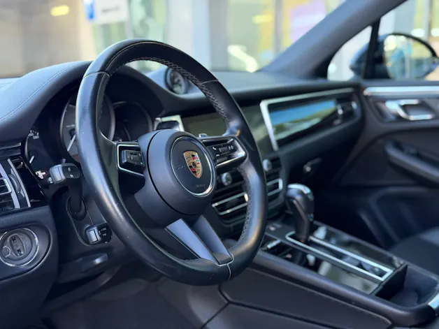 PORSCHE Macan S