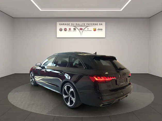 AUDI A4 Avant 40 TDI S line Attraction quattro S-tronic
