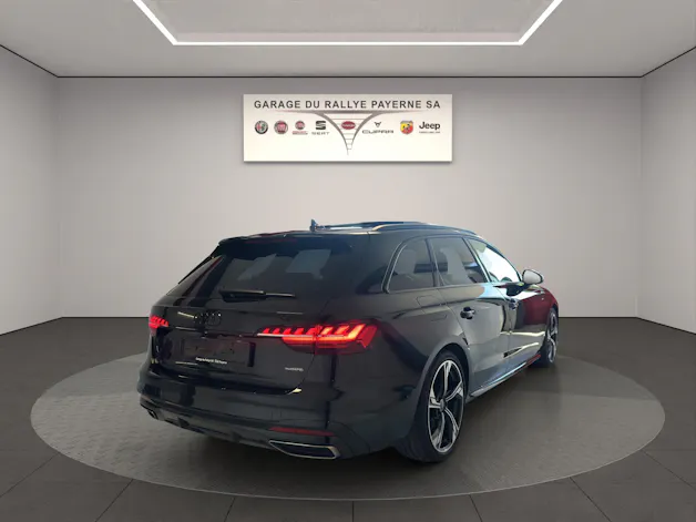 AUDI A4 Avant 40 TDI S line Attraction quattro S-tronic