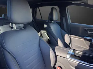 MERCEDES-BENZ GLC 220 d 4M 9G-Tronic
