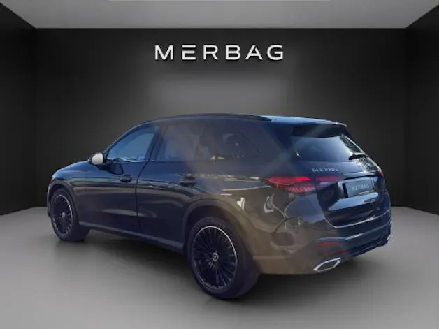 MERCEDES-BENZ GLC 220 d 4M 9G-Tronic