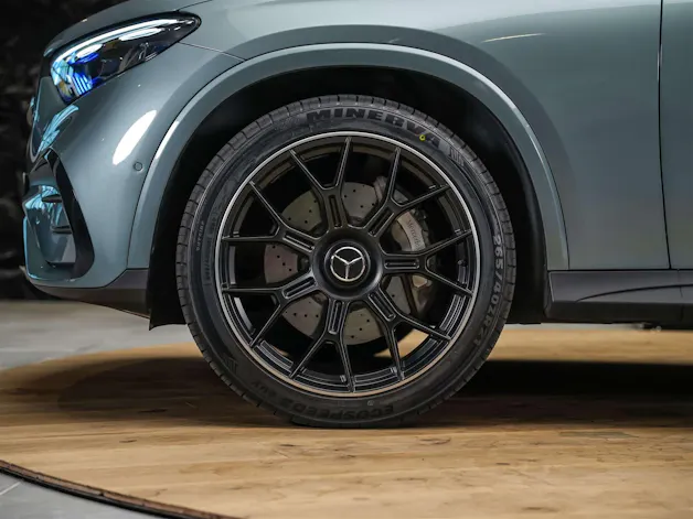 MERCEDES-BENZ GLC 300 d 4Matic AMG Line 9G-Tronic *21" Felgen*Digital Light*AHK*