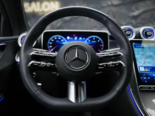 MERCEDES-BENZ GLC 300 d 4Matic AMG Line 9G-Tronic *21" Felgen*Digital Light*AHK*