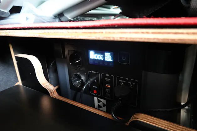 JEEP Wrangler 2.0 Sahara "CH Auto * Camera * Sièges chauffant * Capteur avant/arrière * Intérieur Cuir * Full prépare camping *"