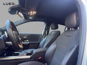 MERCEDES-BENZ GLA 200 d 4M - AMG / DISTRONIC / Rückfahrkamera / Premium-Plus
