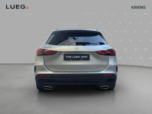 MERCEDES-BENZ GLA 200 d 4M - AMG / DISTRONIC / Rückfahrkamera / Premium-Plus