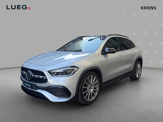 MERCEDES-BENZ GLA 200 d 4M - AMG / DISTRONIC / Rückfahrkamera / Premium-Plus