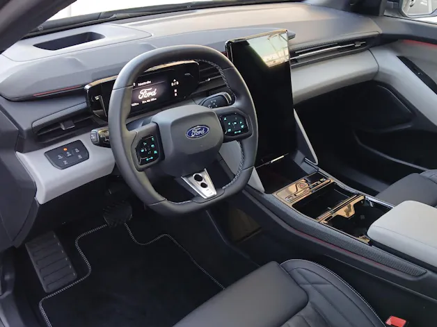 FORD Capri Extended Range Premium AWD 340 PS