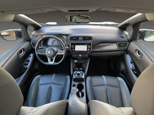 NISSAN Leaf Tekna