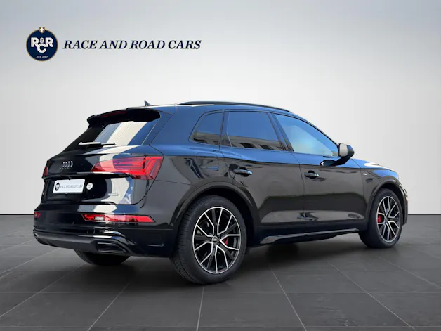 AUDI Q5 2.0 40 TDI - S Line - quattro *Black Edition*